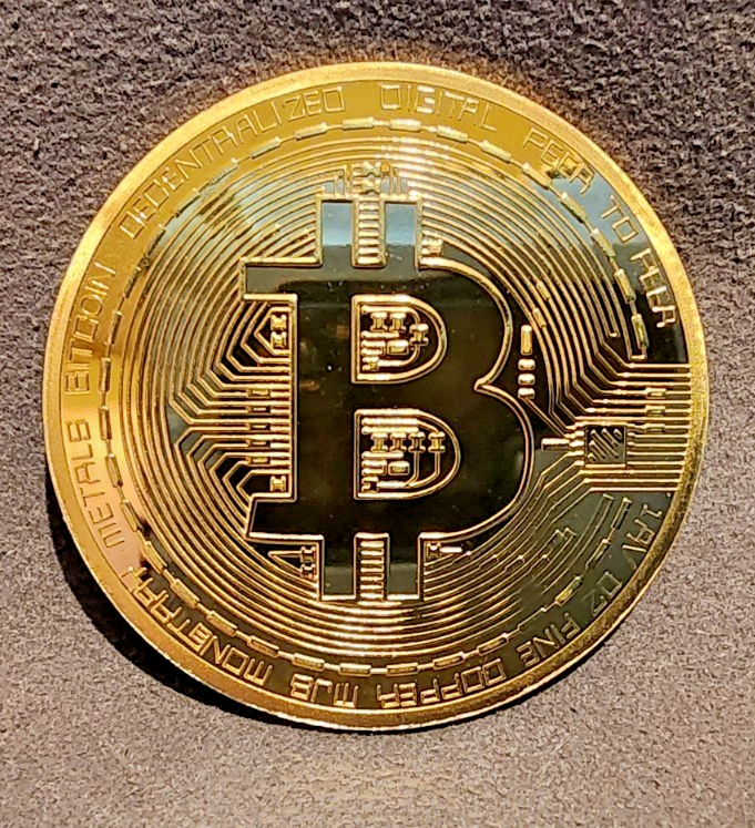 Bitcoin Gold Plated Physical Bitcoin BTC Cryptocurrency Collectible Coin0