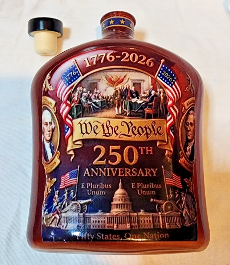 USA 250th Anniversary We The People Glass Flask 1776–2026 USA SELLER1