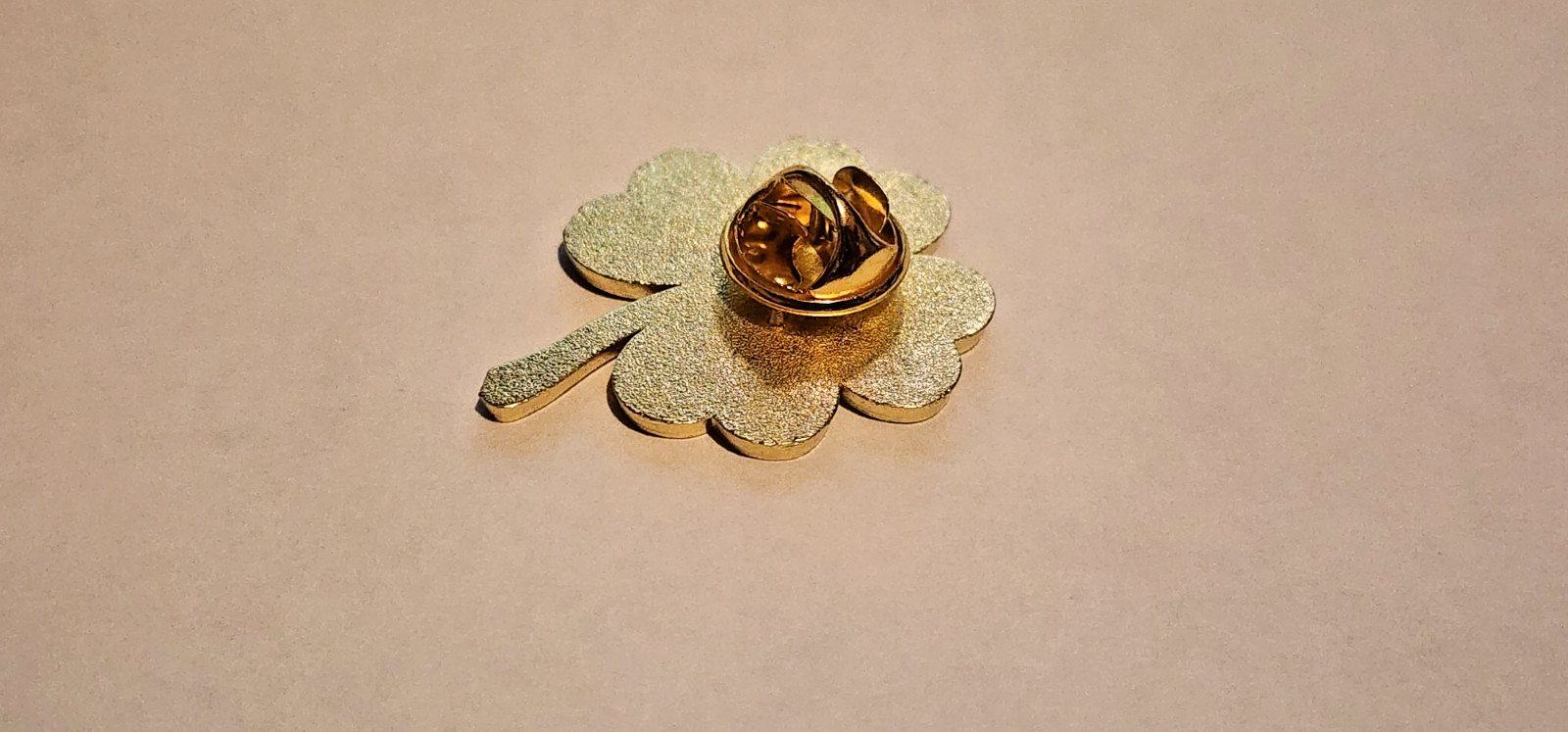 Lucky Four Leaf Clover Green And Gold Enamel Lapel Brooch Hat Pin4
