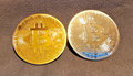 Set of Bitcoin Commemorative BTC Collectors Coin Gold & Silver Plated Coins0