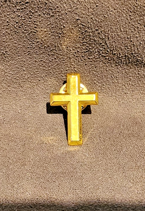 Gold Toned Christian Crucifix Cross Lapel Brooch Hat Pin0