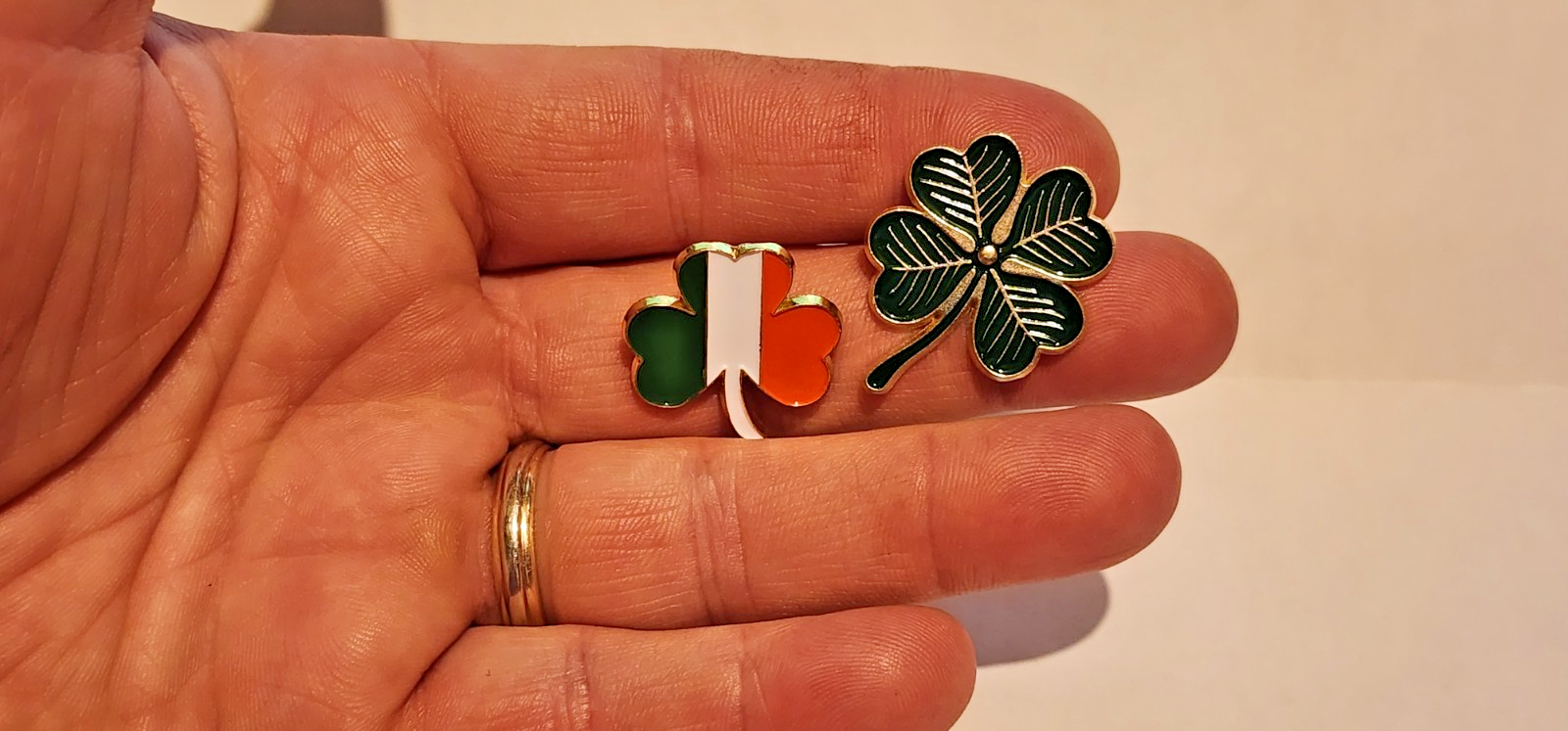 Set Of Two Four (Green/Gold) Leaf and Three (Flag Colors) Leaf Clover Lapel Pins2