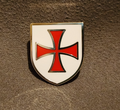 Knights Templar Crusader Red Cross White Shield Masonic Lapel Pin0